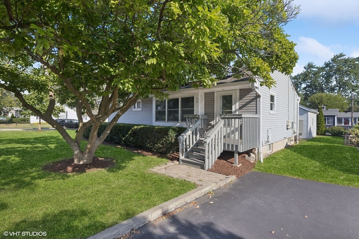 Primary Photo - 50 E 55th St