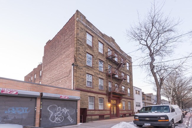 Primary Photo - 86-44 90th St