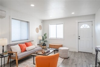 Building Photo - 2135 S Cushman Ave