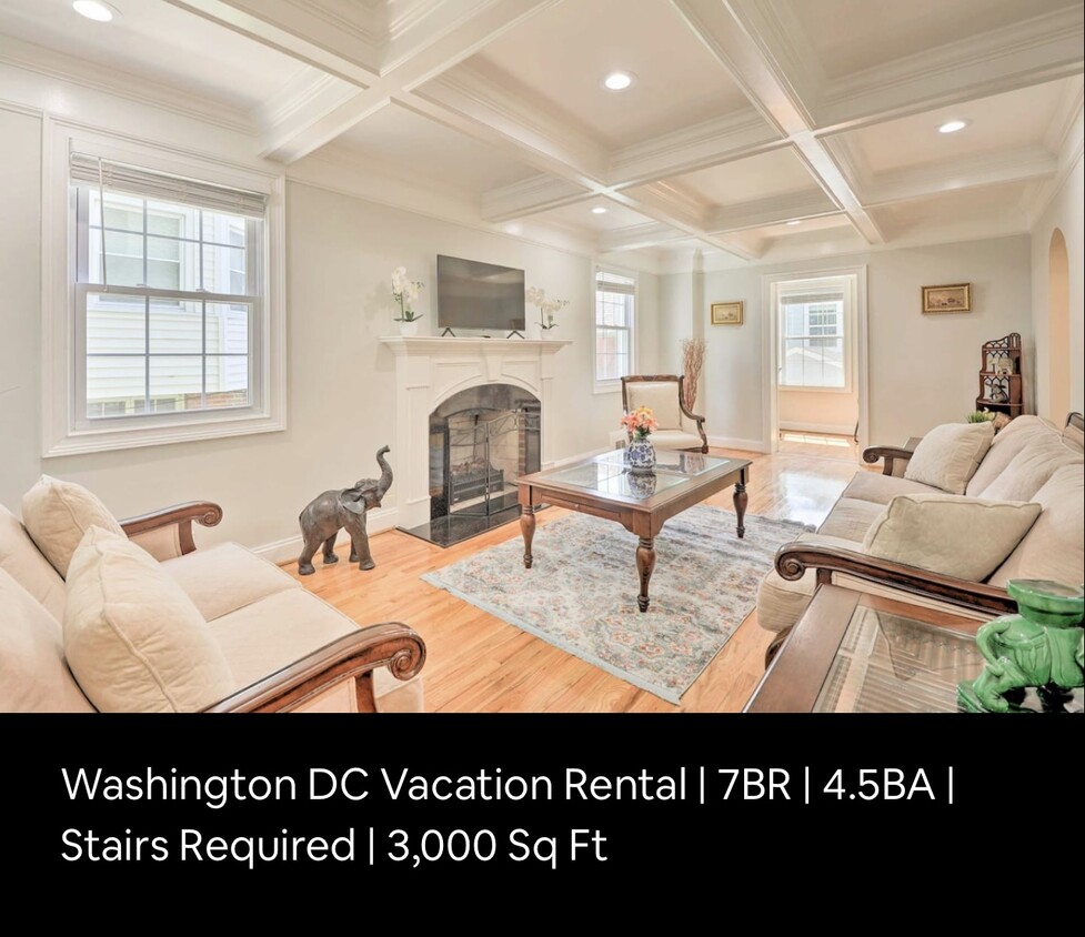 Foto principal - 1304 Van Buren St NW