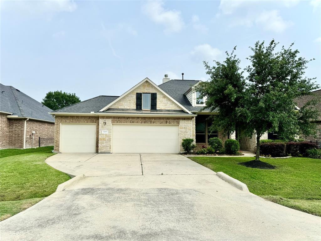 Primary Photo - 11011 N Country Club Green Dr