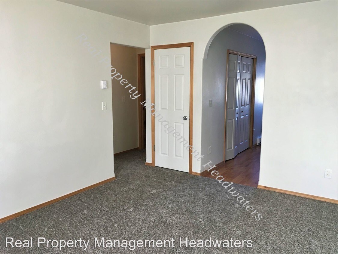106 E King St, East Helena, MT 59635 Apartment for Rent in East