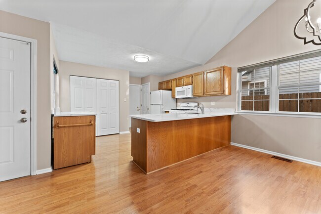 Building Photo - 1301 O'Leary Dr