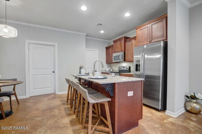 Building Photo - 117 Ella St