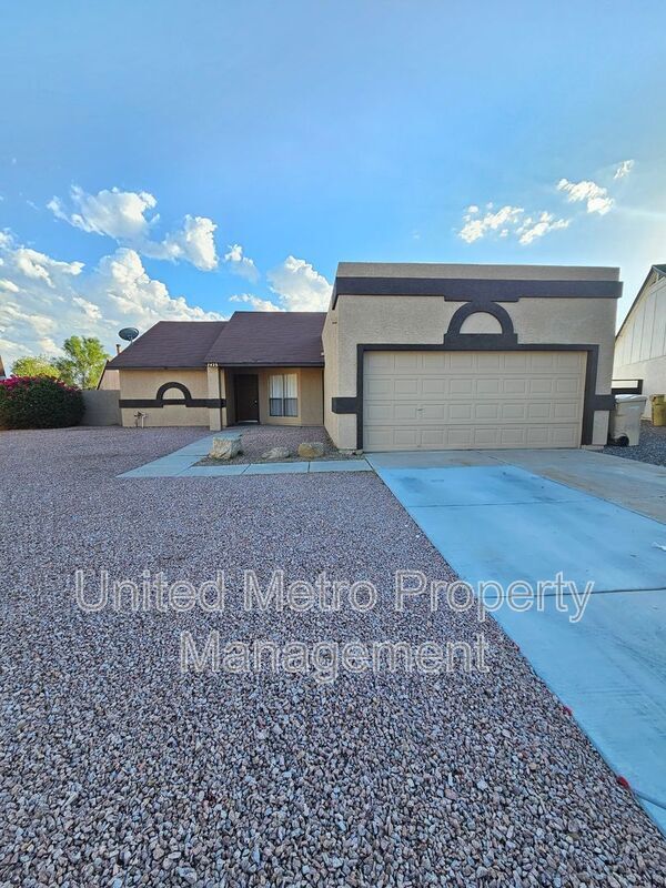 Foto principal - 7423 W Sierra Vista Dr