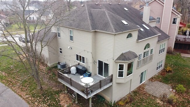 Building Photo - 3220 Indian Creek Dr