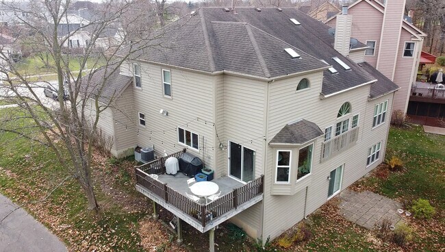 Foto del edificio - 3220 Indian Creek Dr