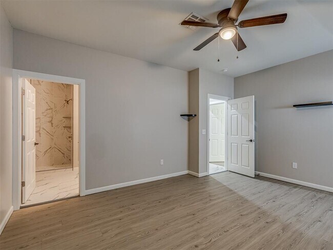 Foto del edificio - 1136 NW 99th St