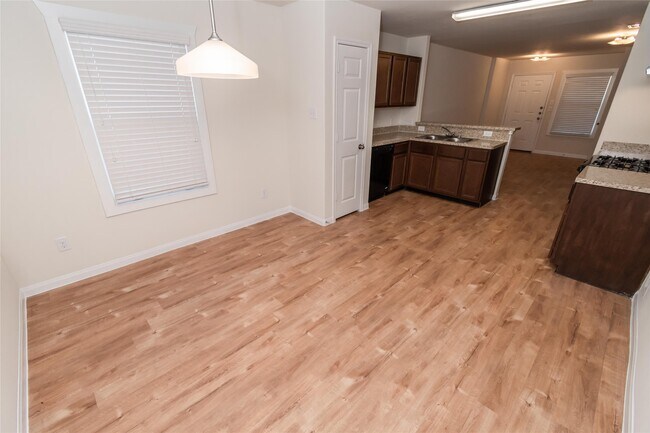 Foto del edificio - 6209 Heffernan St