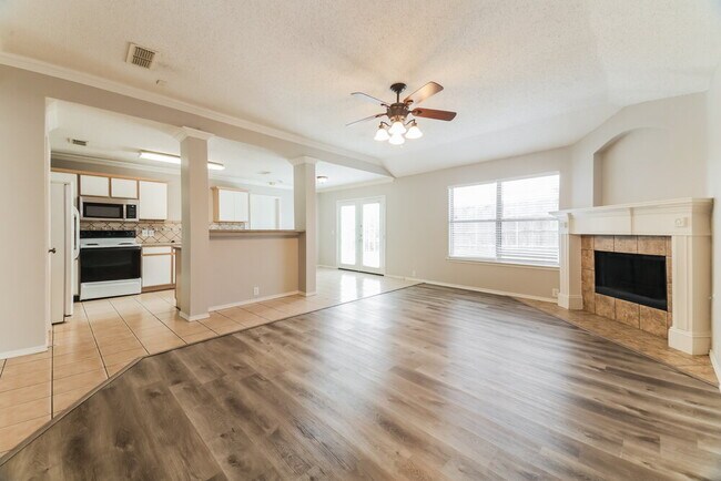 Foto del edificio - 3312 Bent Creek Dr
