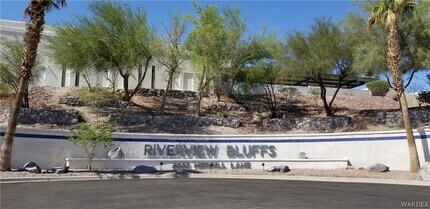 Building Photo - 2022 Merrill Ln