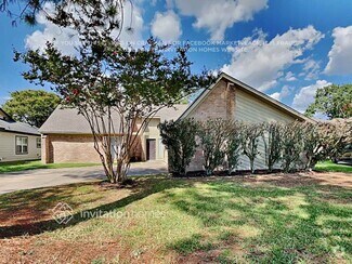 Building Photo - 22526 Smokey Hill Dr