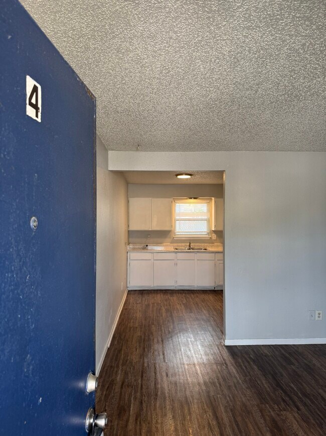 Foto del edificio - 2106 Avenue K