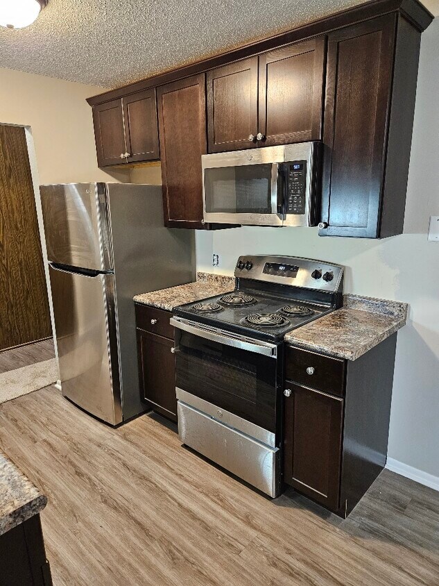 14630 Garrett Ave Unit 412, Apple Valley, MN 55124 Condo for Rent in