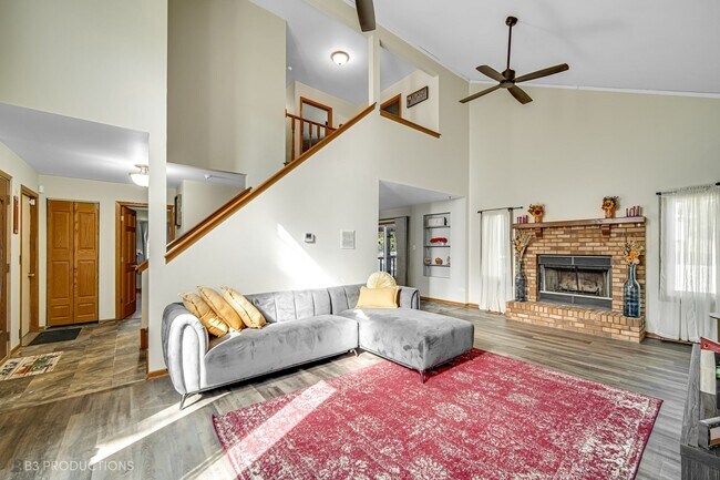 Foto del edificio - 3207 Longford Dr