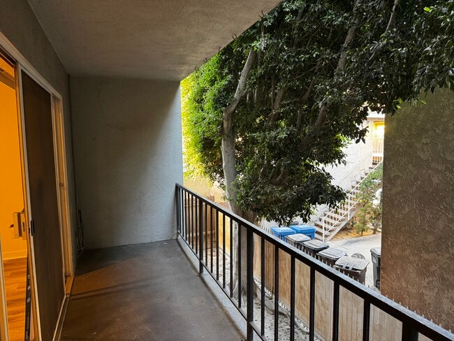 Balcony - 280 Molino Ave