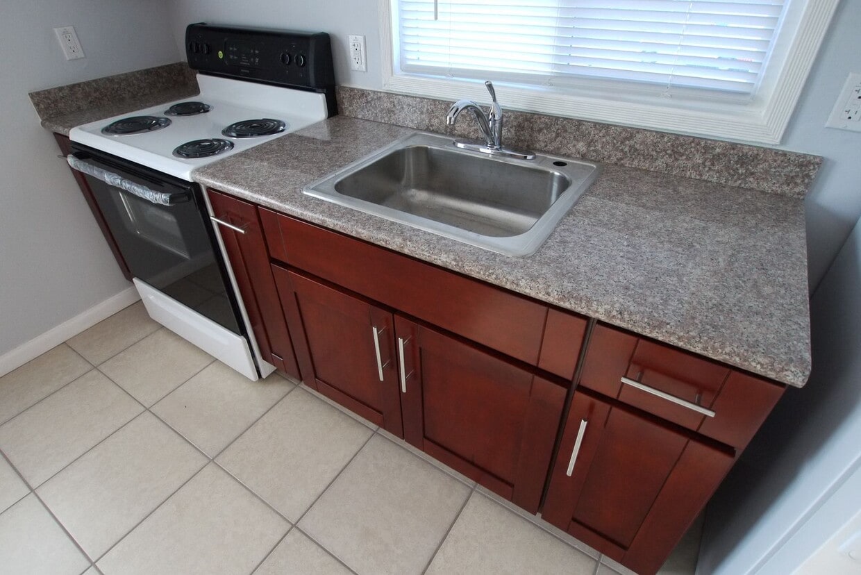 Foto principal - Renovated 2 Bedroom, on San Pablo Ave, in ...