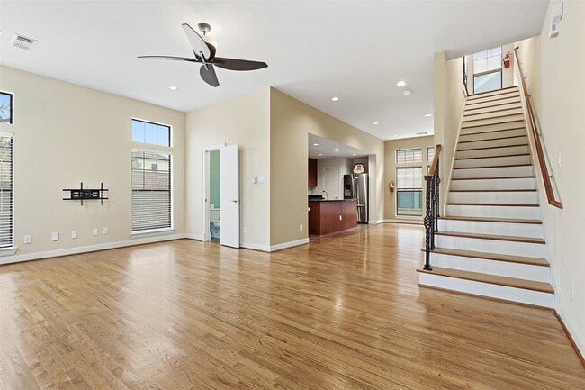 Building Photo - 1719 Welch St