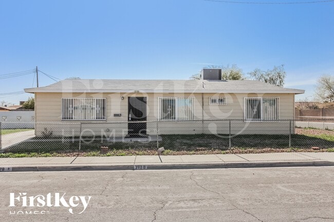 Building Photo - 2128 Carver Ave