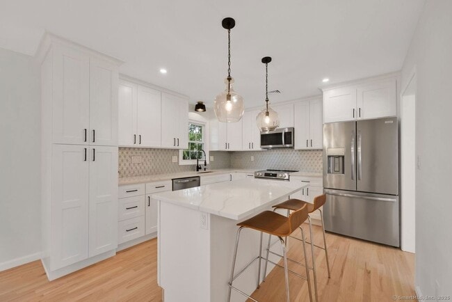 Building Photo - 29 Magellan Dr