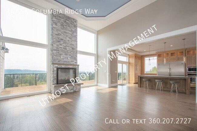 Building Photo - Stunning custom 4BD contemporary home in W...