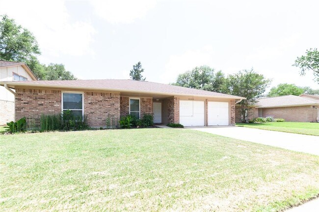 Building Photo - 22403 Deville Dr