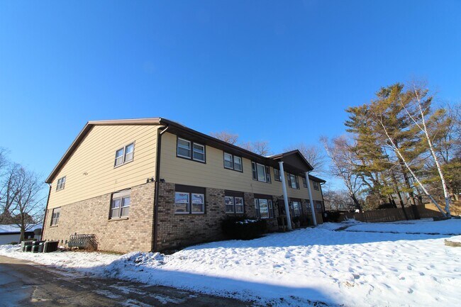 Building Photo - 6875 Kathleen Ct