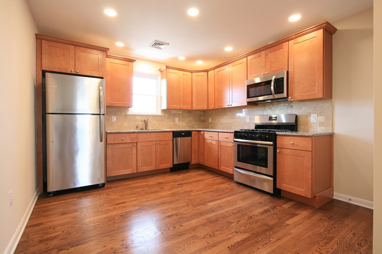 420 W Cypress St Unit 420 W. Cypress St. Apt. B, Square, PA