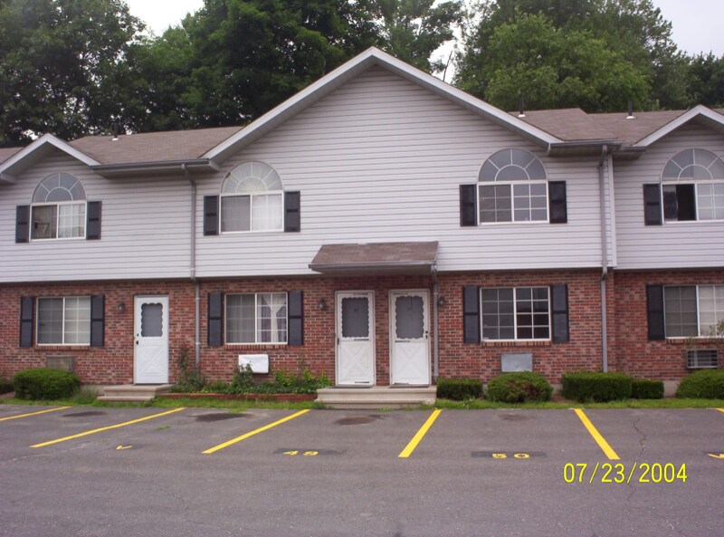 975 Meriden Rd Unit 41, Waterbury, CT 06705 Condo for Rent in