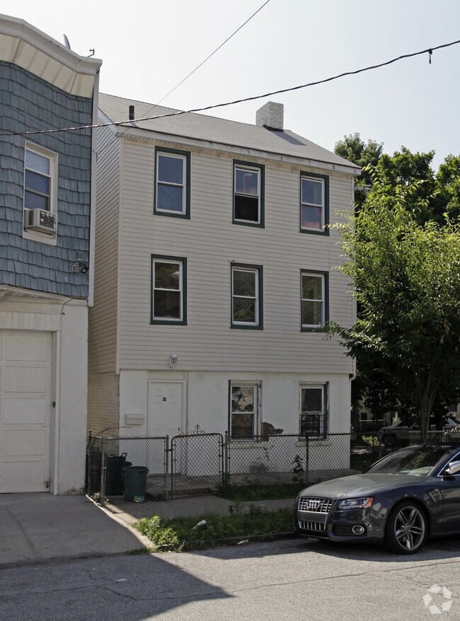 89 Gordon St, Staten Island, NY 10304 Apartments Staten Island, NY