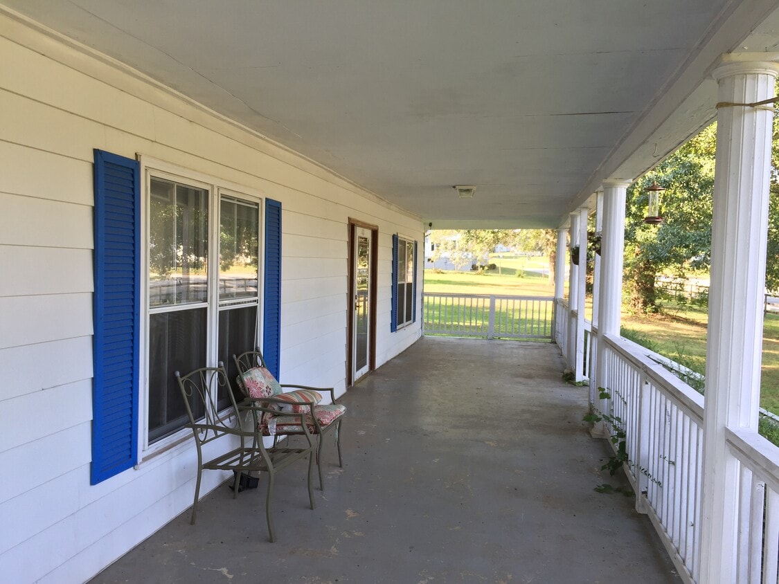 420 New Woodruff Rd, Greer, SC 29651 House Rental in Greer, SC