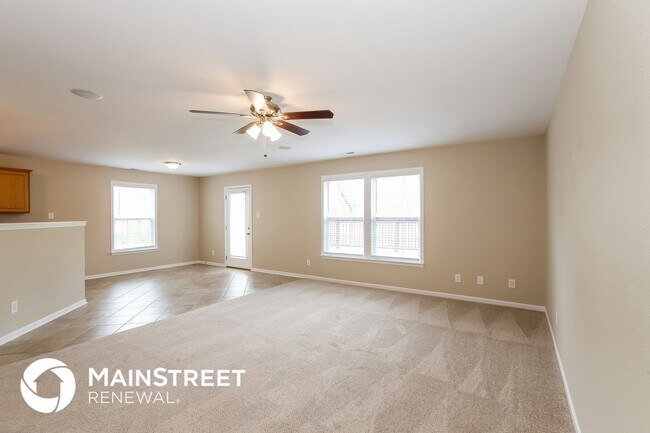 Building Photo - 1612 Bray Dr