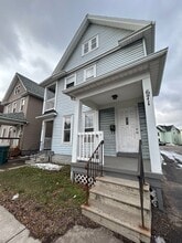 Building Photo - 671-673-673 S Goodman St