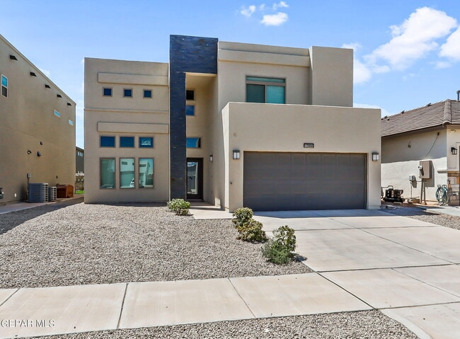 Foto del edificio - 12804 Linstead Ave