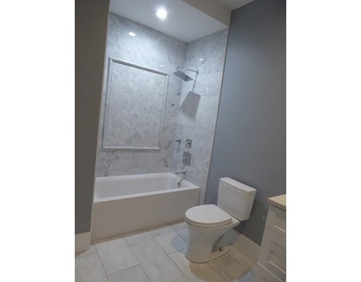 Foto del edificio - 108 Dorchester St