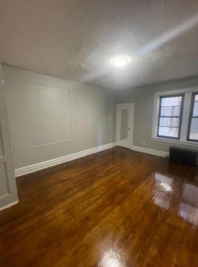 Building Photo - 88 Halstead St