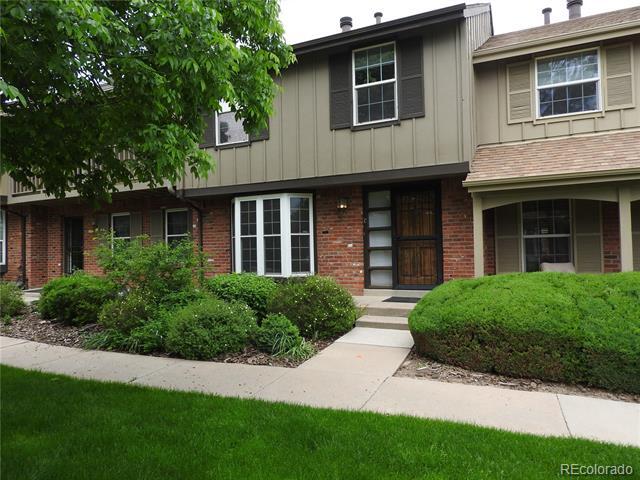 Foto del edificio - 8752 E Amherst Dr