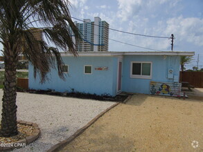 Building Photo - 5211 Beach Dr