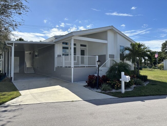 Building Photo - 4072 70th Ct N