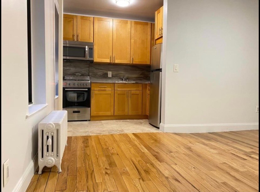 Primary Photo - 1151 Brighton Beach Ave