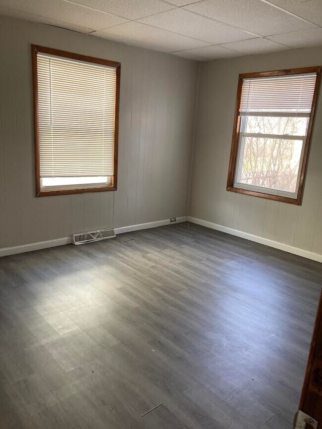 Bedroom - 430 Ridgeway Ave