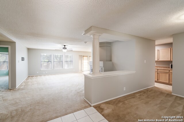 Foto del edificio - 9614 Fern Crest