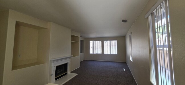 Building Photo - Chapman Heights Home