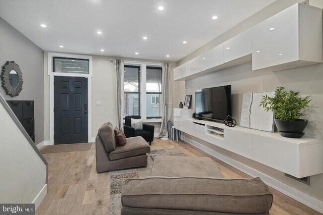 Foto del edificio - 1534 N Natrona St