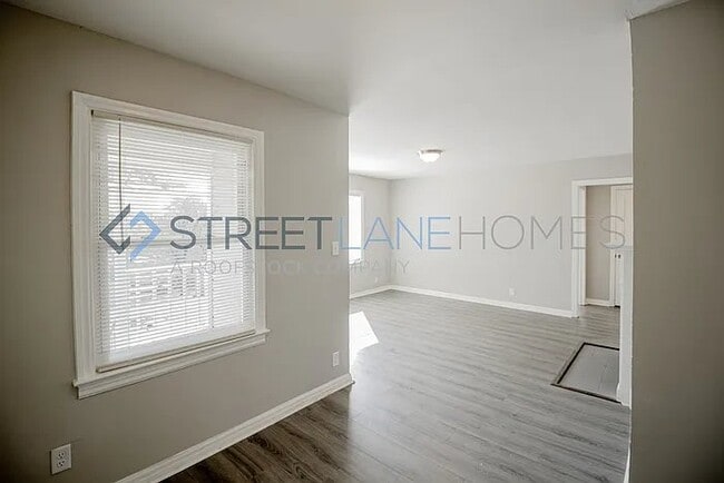 Foto del edificio - 624 Brunson Ave