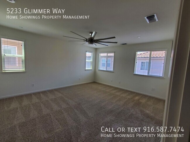 Building Photo - 5233 Glimmer Way