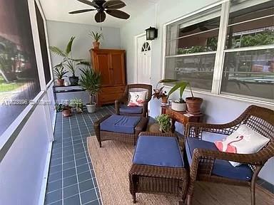 Foto principal - 200 NE 12th Ave