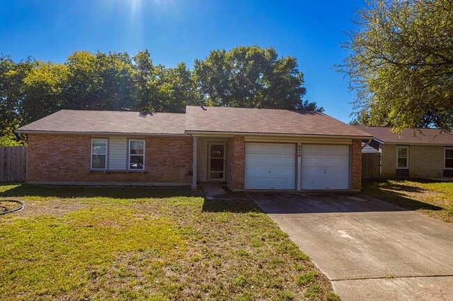 Building Photo - 9210 Cliff Way Street