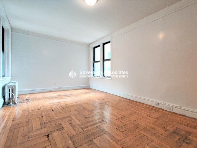 Building Photo - 295 Convent Avenue