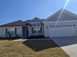 Building Photo - 390 Abode Ave